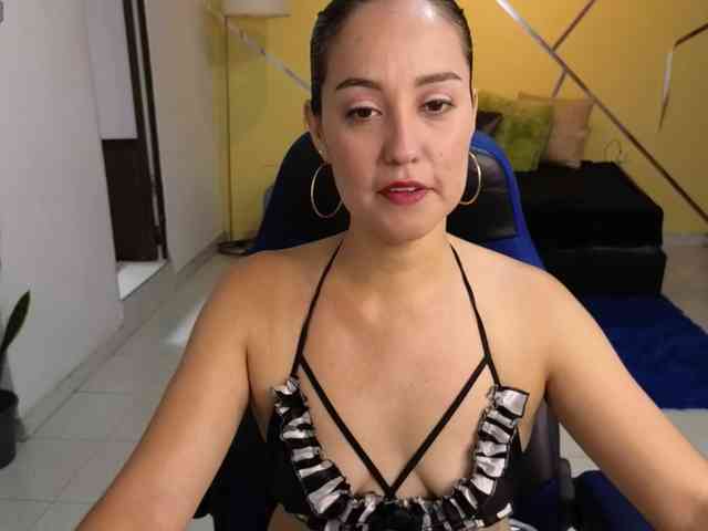 Shirlyrojas webcam