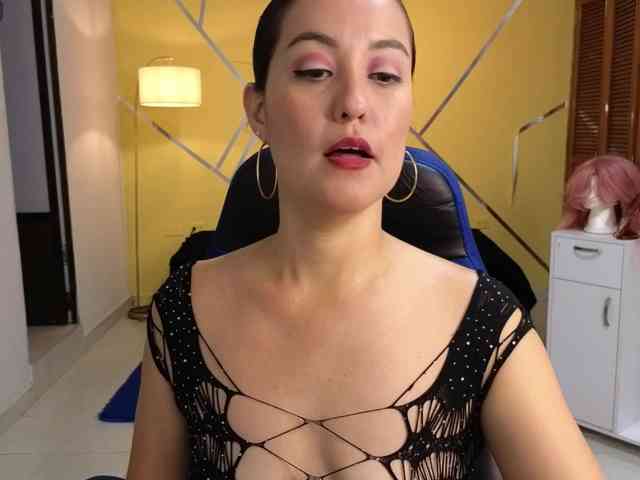 Shirlyrojas webcam