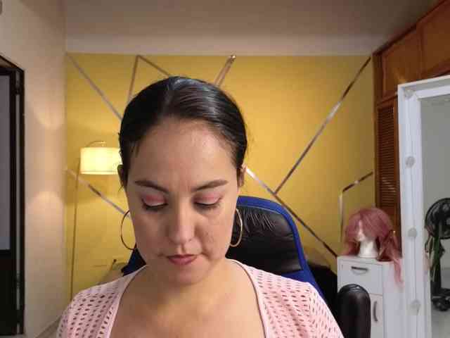 Shirlyrojas webcam