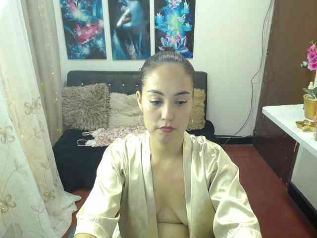 Shirlyrojas webcam