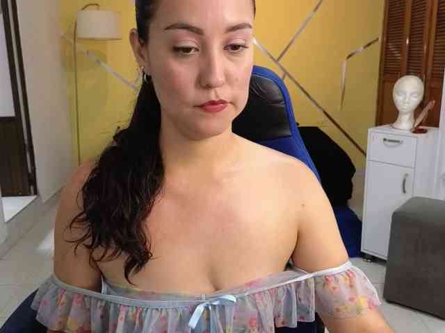 Shirlyrojas webcam