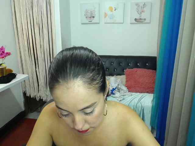 Shirlyrojas webcam