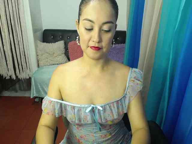 Shirlyrojas webcam