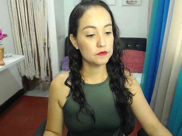 Shirlyrojas webcam