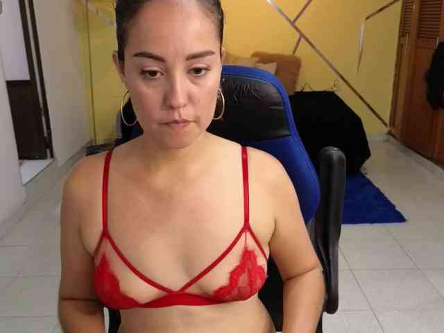 Shirlyrojas webcam