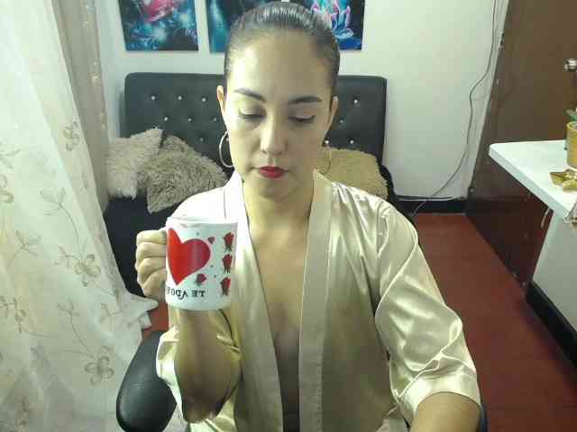 Shirlyrojas webcam