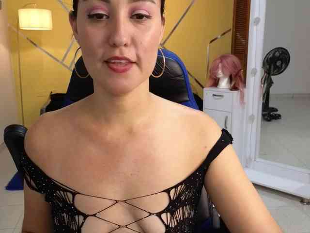 Shirlyrojas webcam