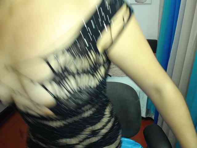 Shirlyrojas webcam