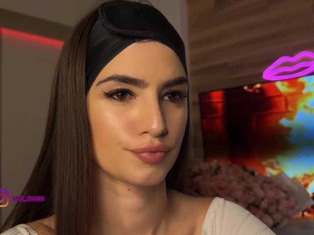 Sex chat gratuit in direct cu Sofi-Mi pe BongaCams
