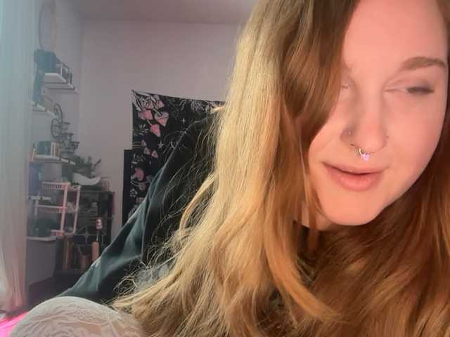 thickgingergoddess's BongaCams show and profile