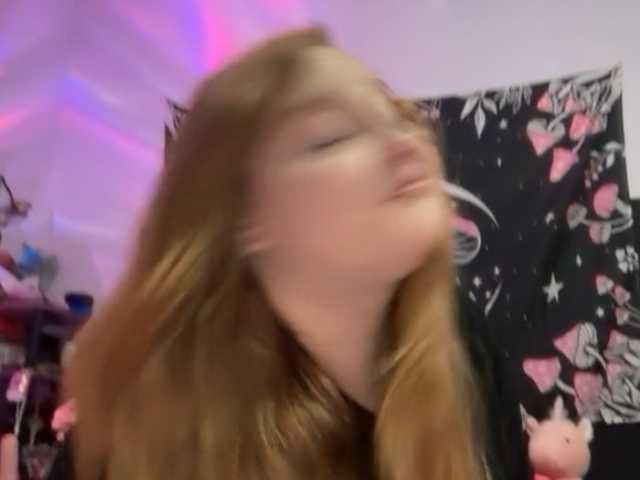 thickgingergoddess's BongaCams show and profile