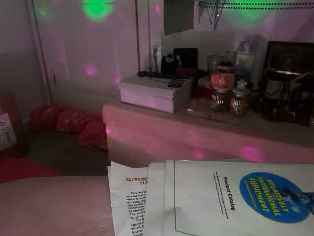 thickgingergoddess's BongaCams show and profile