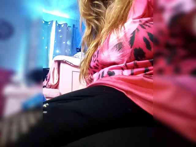 thickgingergoddess webcam