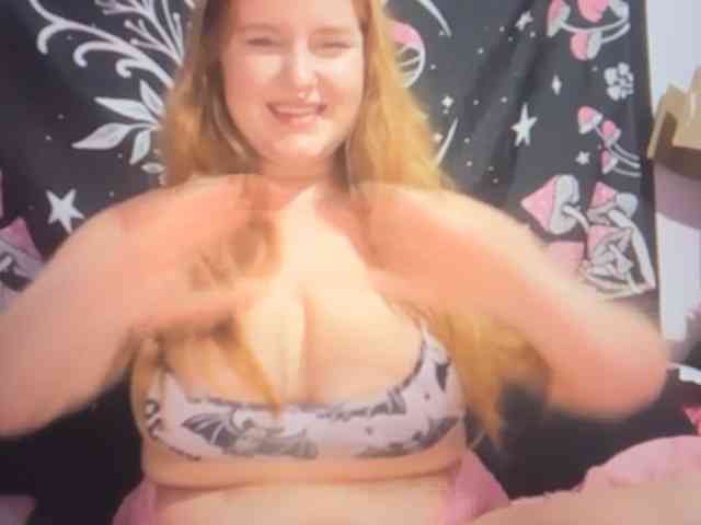 thickgingergoddess webcam