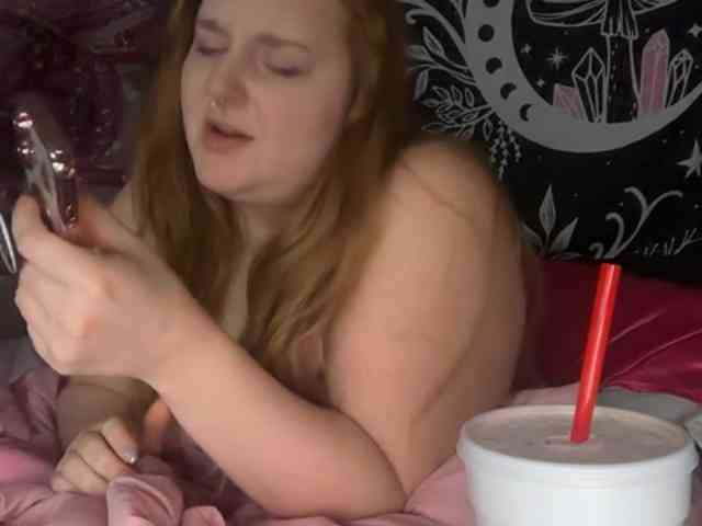 thickgingergoddess webcam