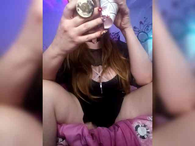 thickgingergoddess webcam