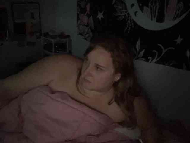 chatting Thickgingergoddess