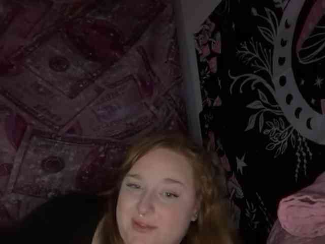 thickgingergoddess webcam