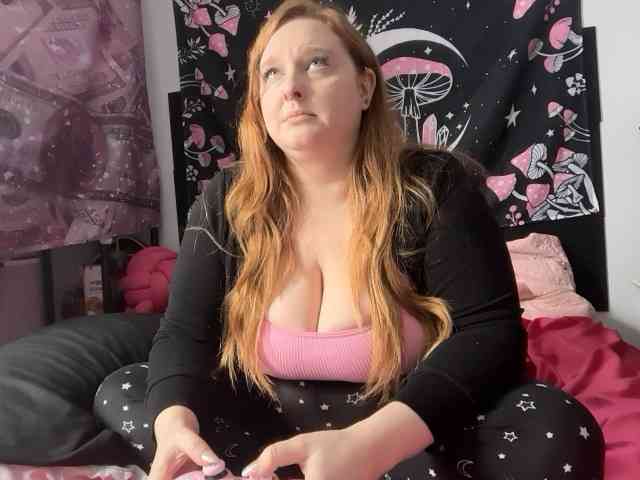 thickgingergoddess webcam