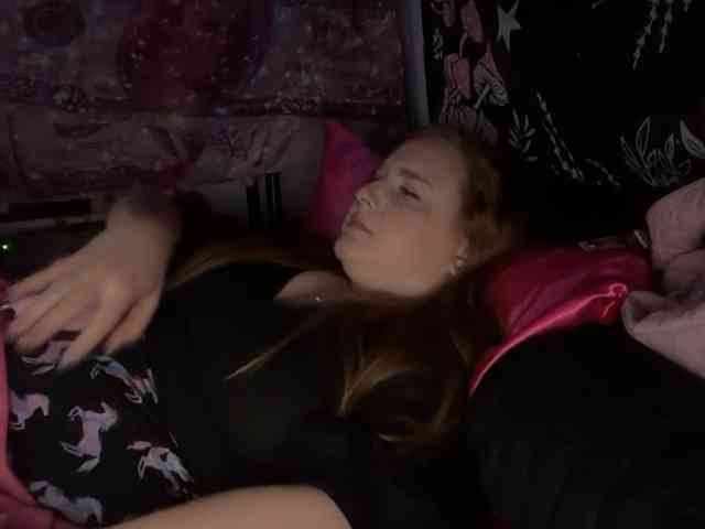 thickgingergoddess webcam