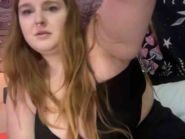 thickgingergoddess webcam