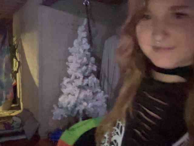 Модель: thickgingergoddess