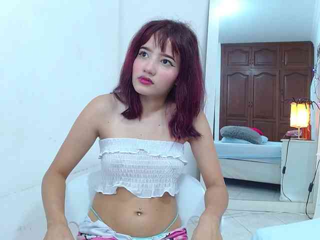 cherryysweet1 Live Webcam on BongaCams