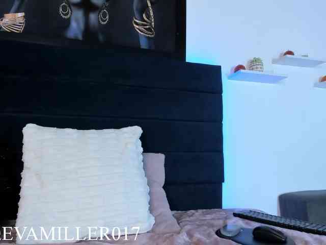 eva-miller7 Live Webcam on BongaCams