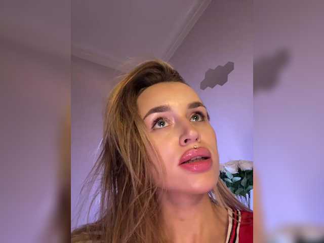 Enchantix's BongaCams show and profile