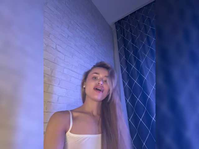 Enchantix's BongaCams show and profile