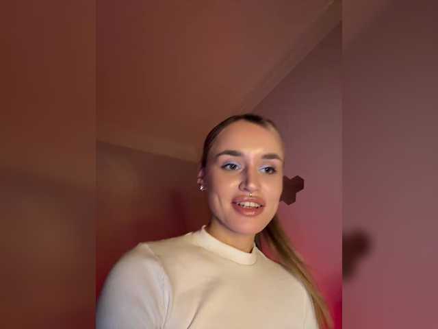 Enchantix's BongaCams show and profile