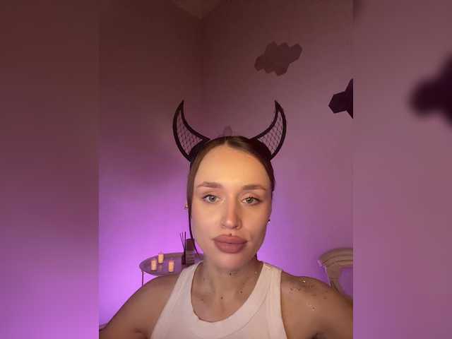 Enchantix from BongaCams is Freechat