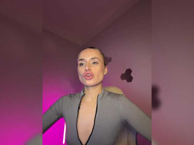 Enchantix from BongaCams is Freechat