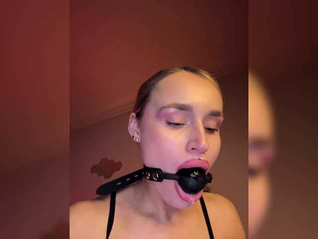 Enchantix's BongaCams show and profile