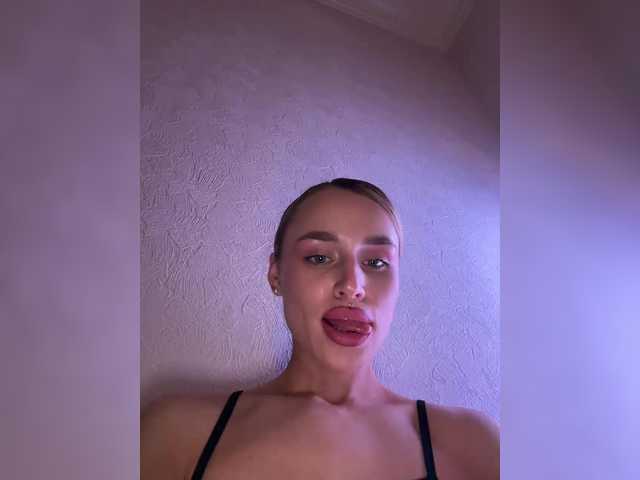 Enchantix from BongaCams is Freechat