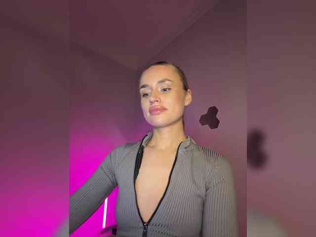 Enchantix Live Webcam on BongaCams