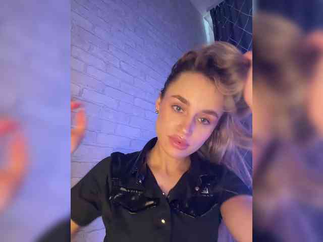 Enchantix Live Webcam on BongaCams