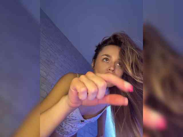 Enchantix Live Webcam on BongaCams