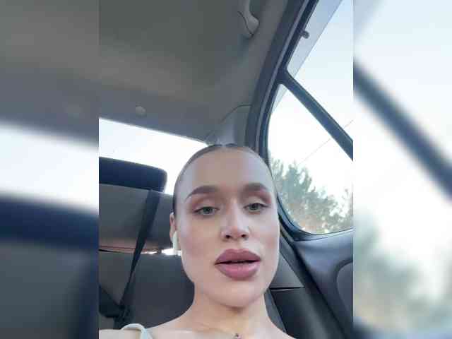 Enchantix Live Webcam on BongaCams