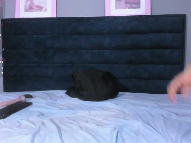 AzulMaverik's BongaCams show and profile