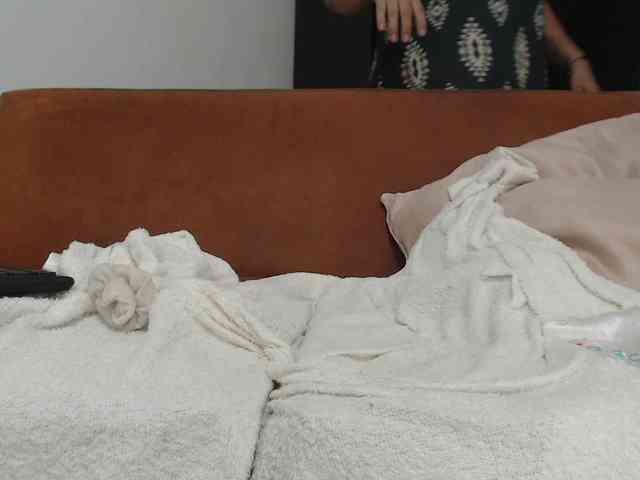 Pamela2023's webcam live show