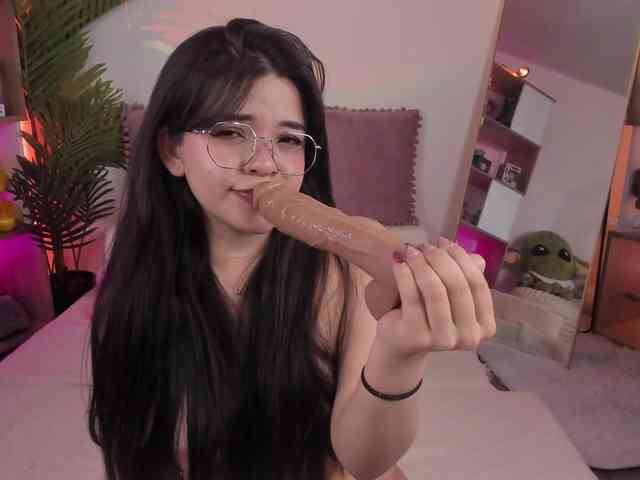 CammieFoalss webcam