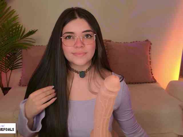 CammieFoalss webcam