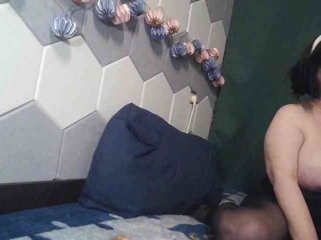 Yagodka78 webcam