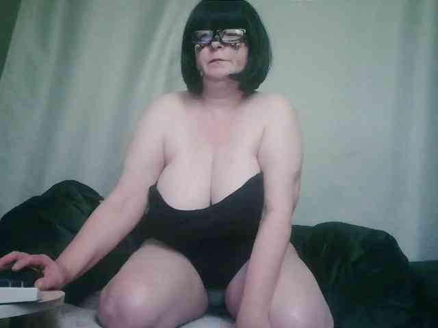 Yagodka78 webcam