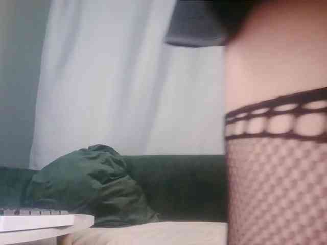 Yagodka78 webcam
