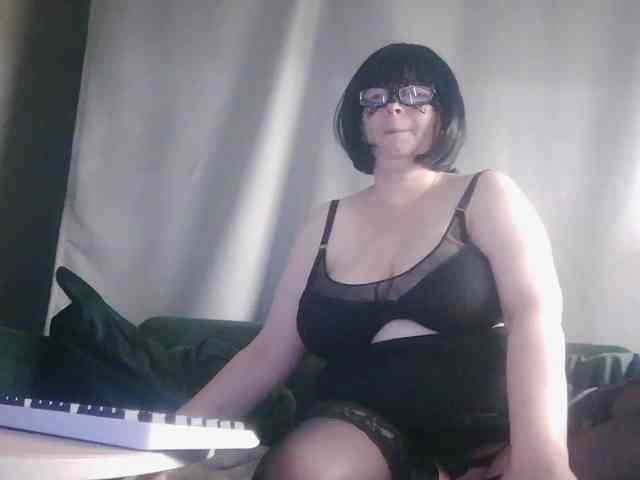 Yagodka78 webcam