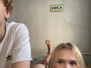 TaffyTwins Porn Show