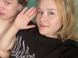 TaffyTwins Porn Show