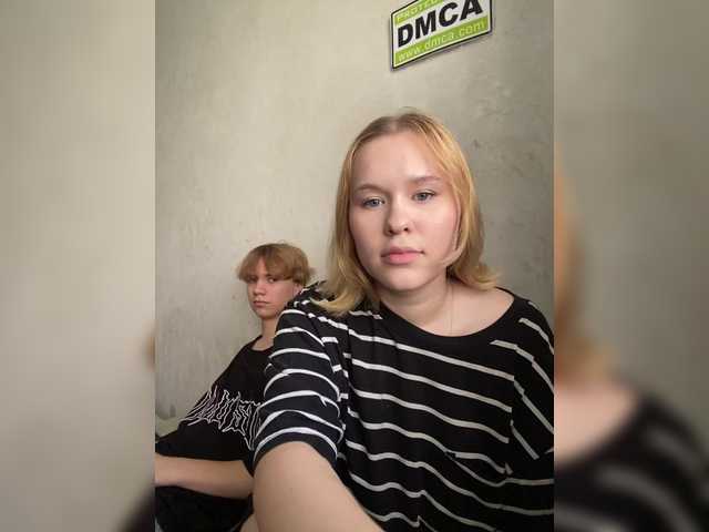  HoneySavage chat room